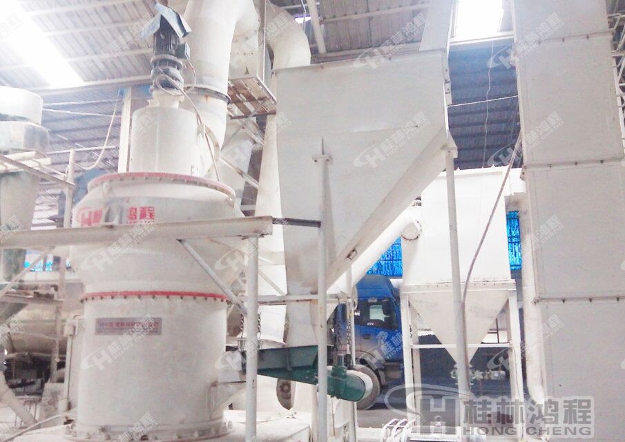 HC1300，325目錳礦石磨粉設(shè)備，錳礦石雷蒙磨粉機(jī)配置方案